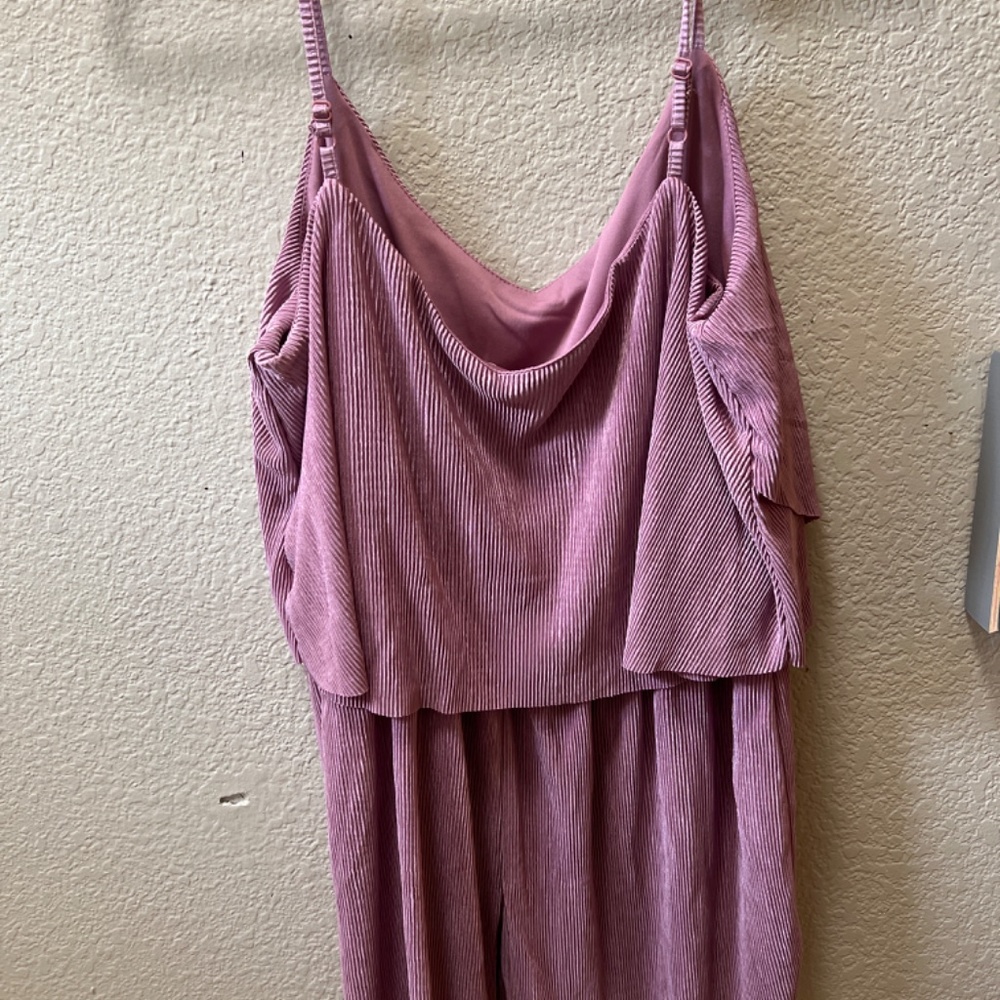 Romper - Picture 3 of 4